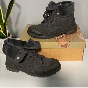 Stylish Black High-Top Boots